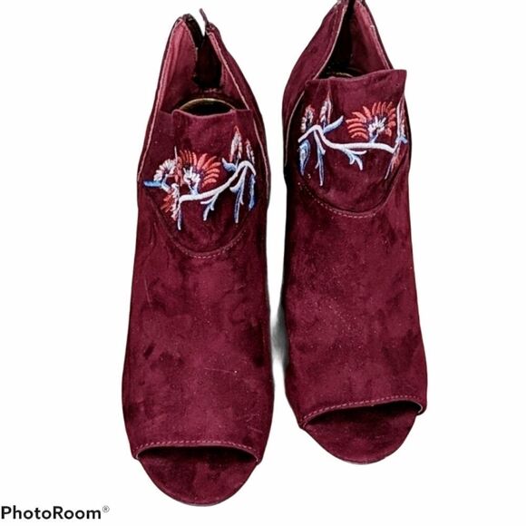 Carlos by Carlos Santana Jazlyn Boho Embroidered Suede Peep Toe Ankle Boots New - Picture 2 of 13